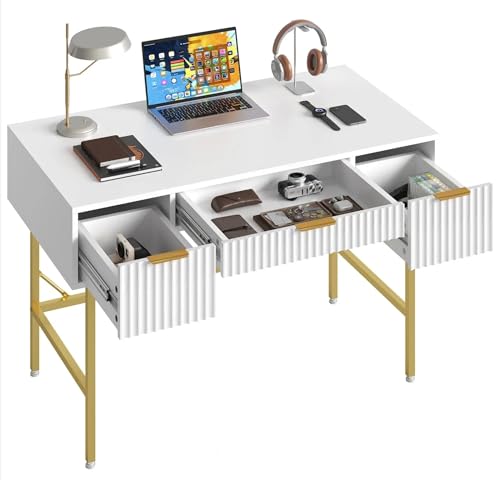 HYGRAD BUILT TO SURVIVE 121cm Wide Free Standing White Wooden Fluted Chic Writing Study Computer Desk Vanity Console Dressing Table 3 Drawers With Gold Metal Frame HYGRAD BUILT TO SURVIVE